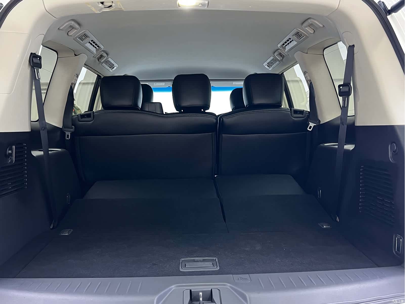 Nissan Patrol, 2017 11