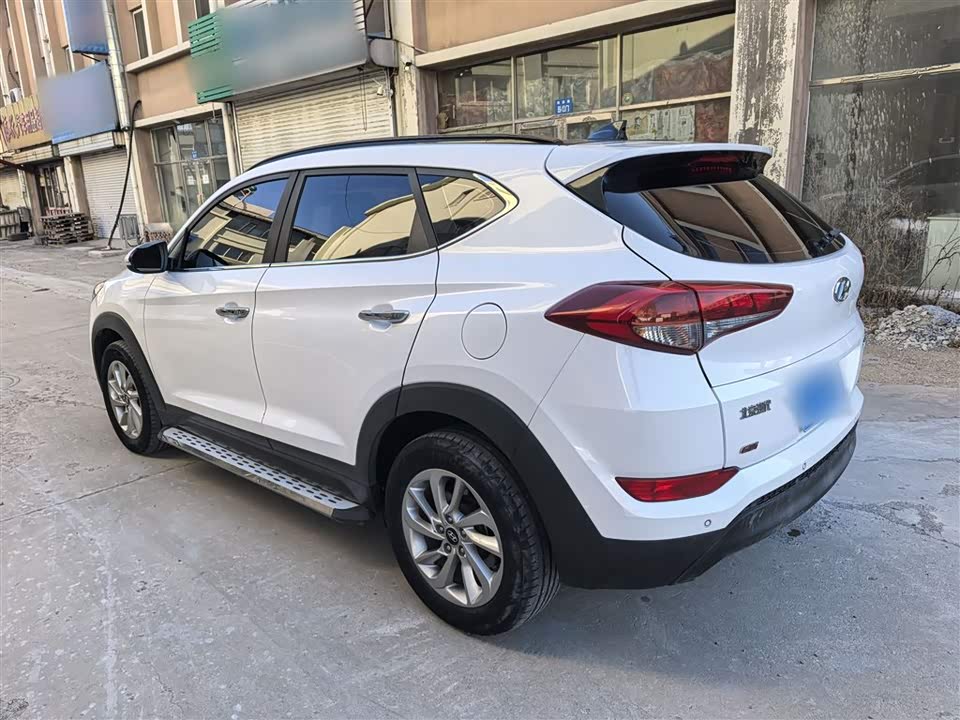 Hyundai Tucson