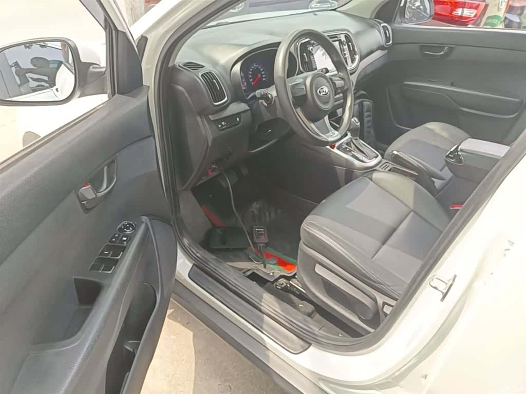 Kia KX3, 2016 16