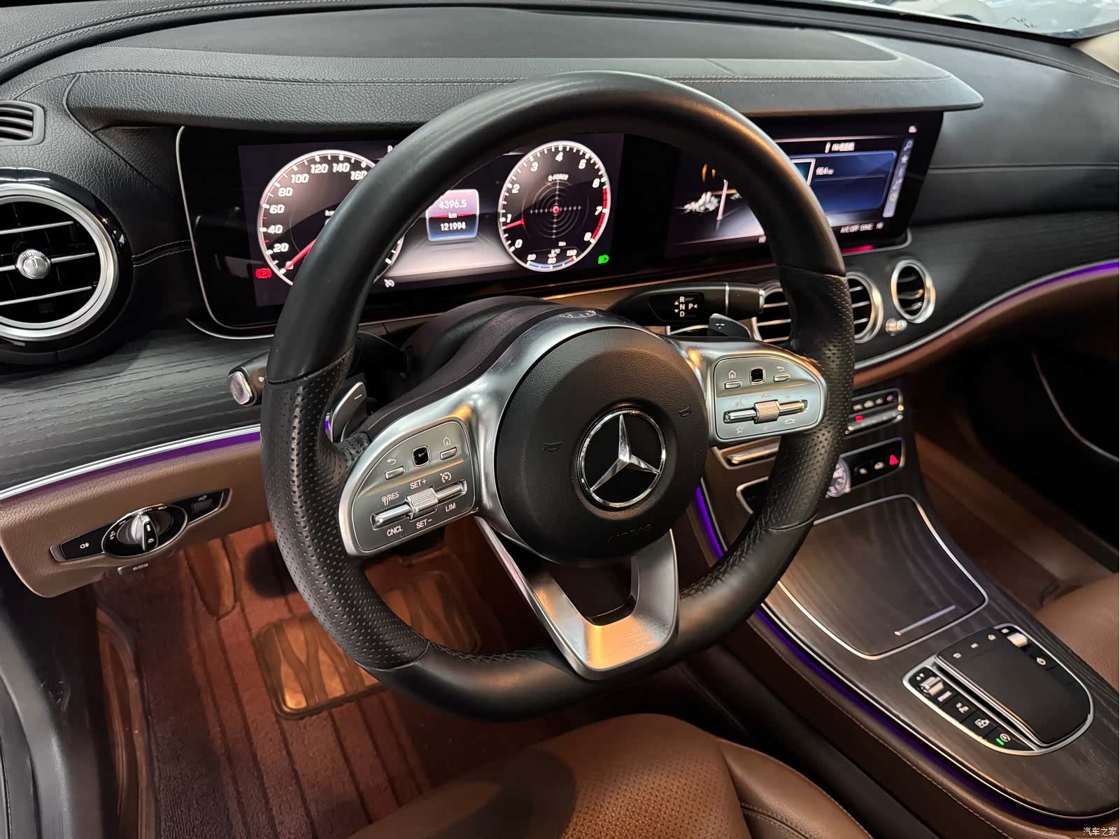 Mercedes-Benz E-Class, 2019 9