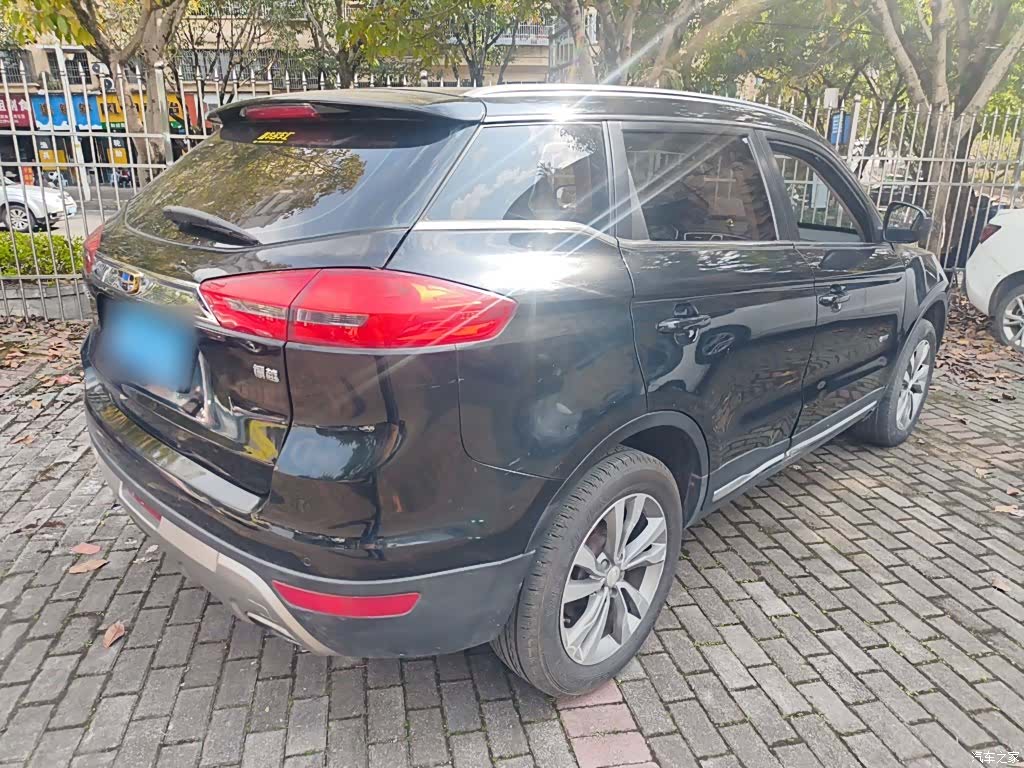 Geely Boyue, 2017 все фото