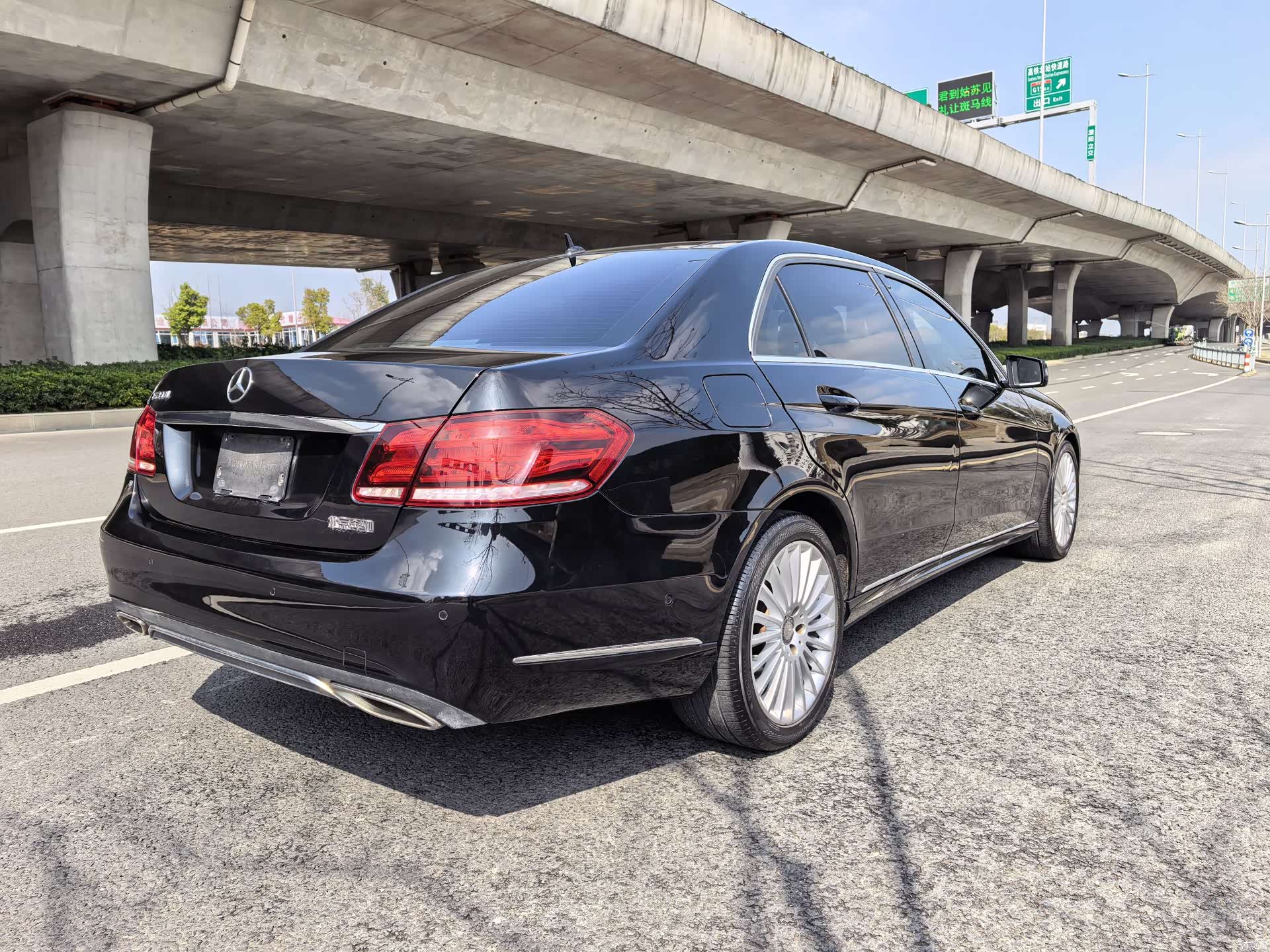 Mercedes-Benz E-Class, 2015 19