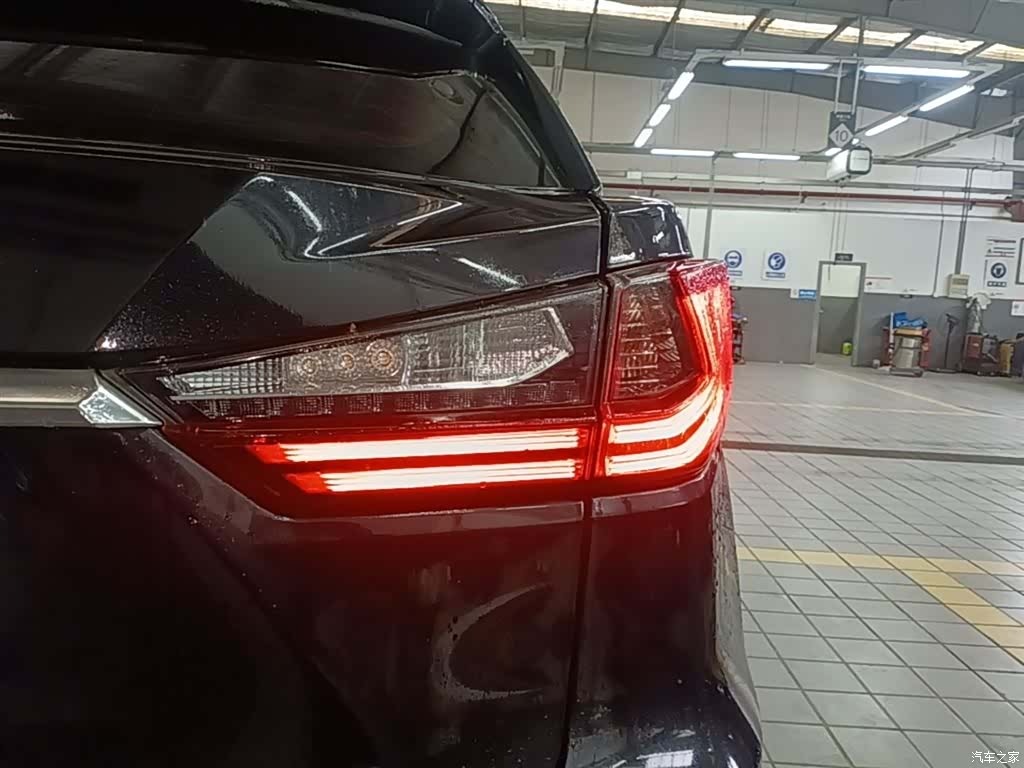Lexus RX, 2018 8