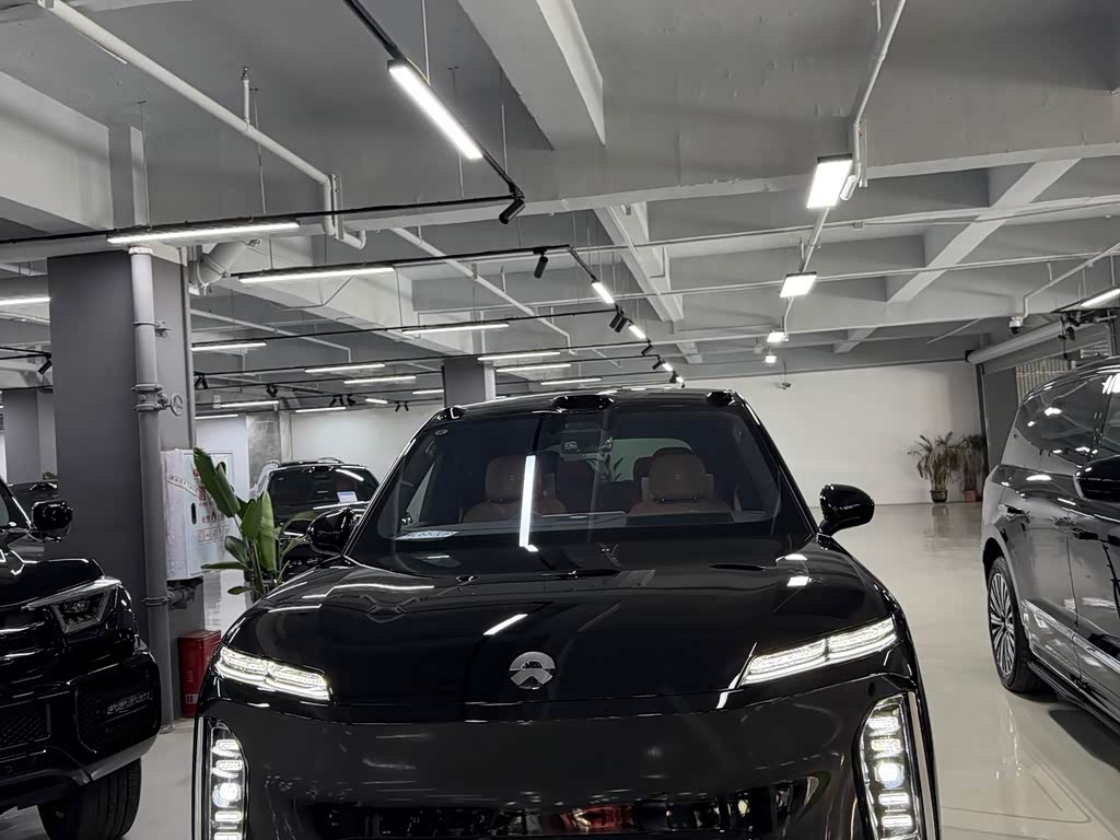 NIO ES9