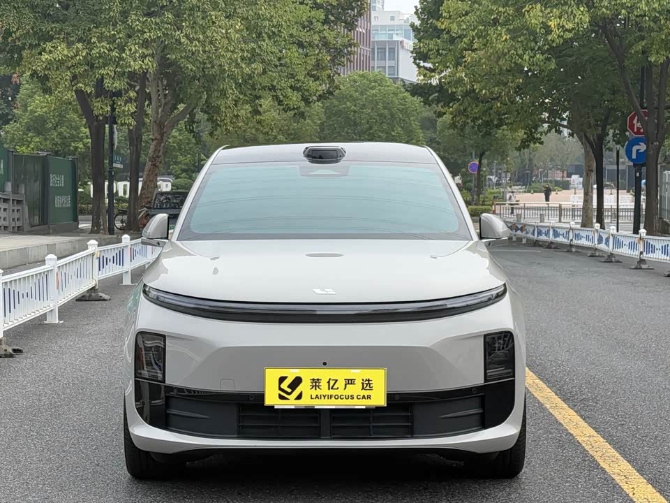 Li Auto Ideal L6