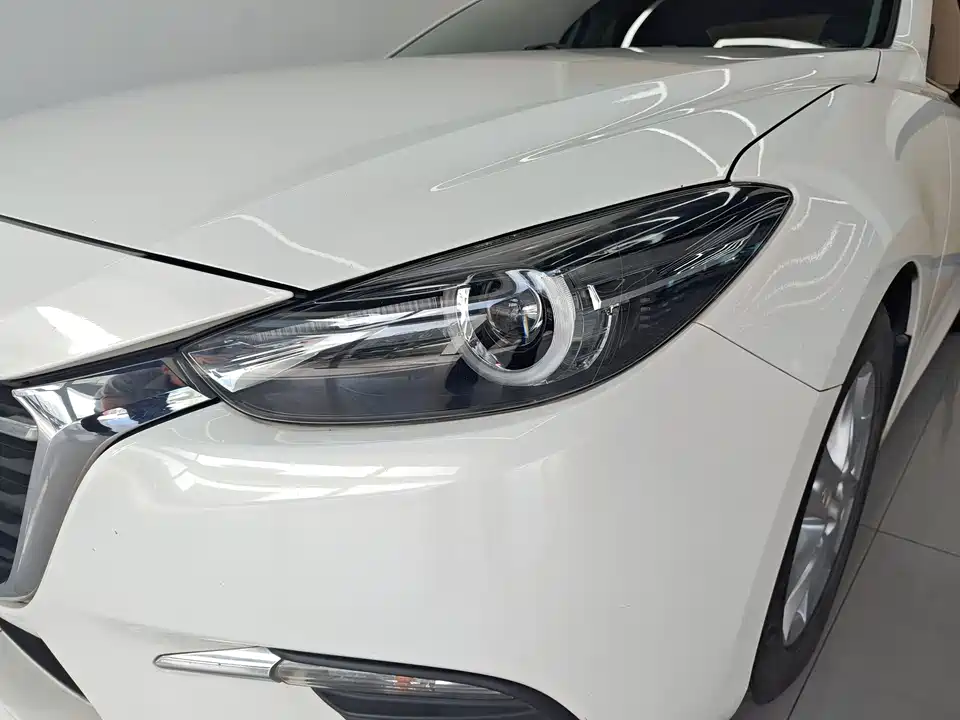 Mazda 3 Angkesaila Mazda 3 Angkesaila