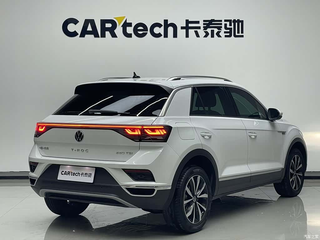 Volkswagen T-ROC, 2025 3