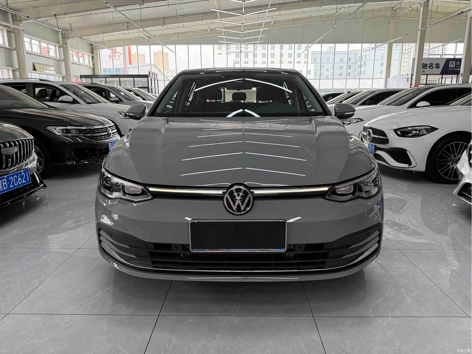 Volkswagen Golf, 2023 2
