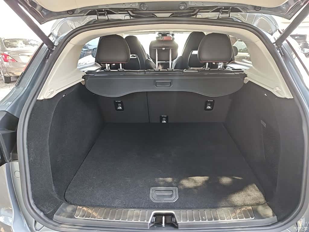 Lynk & Co 01, 2019 19