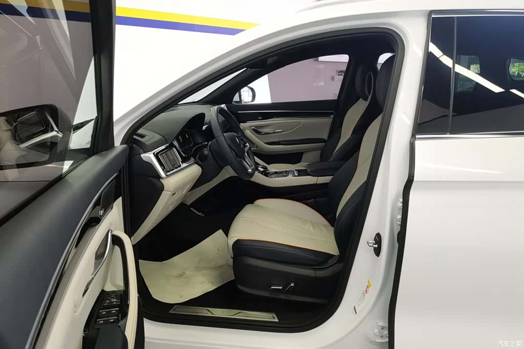 BYD Song, 2022 9