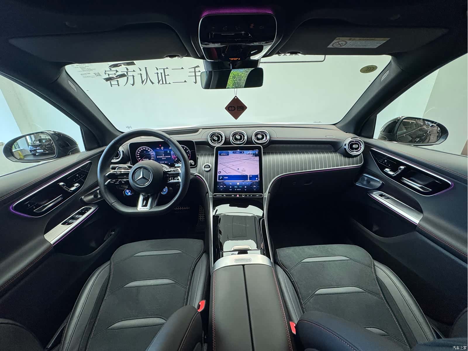 Mercedes-Benz GLC, 2025 11