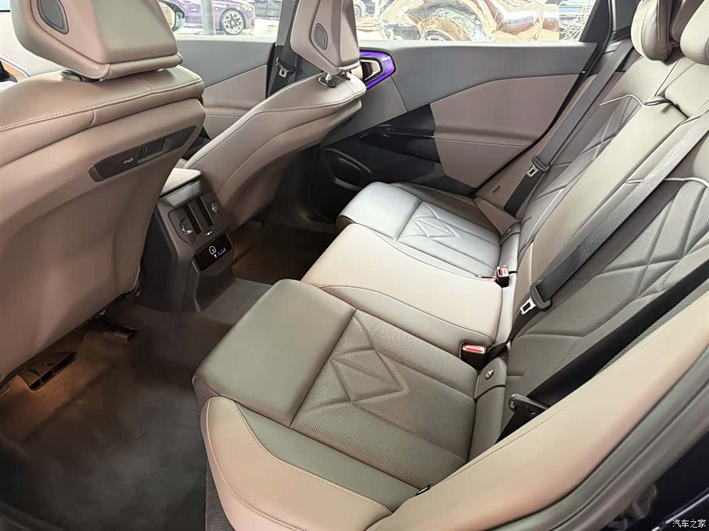 BMW X3, 2025 14