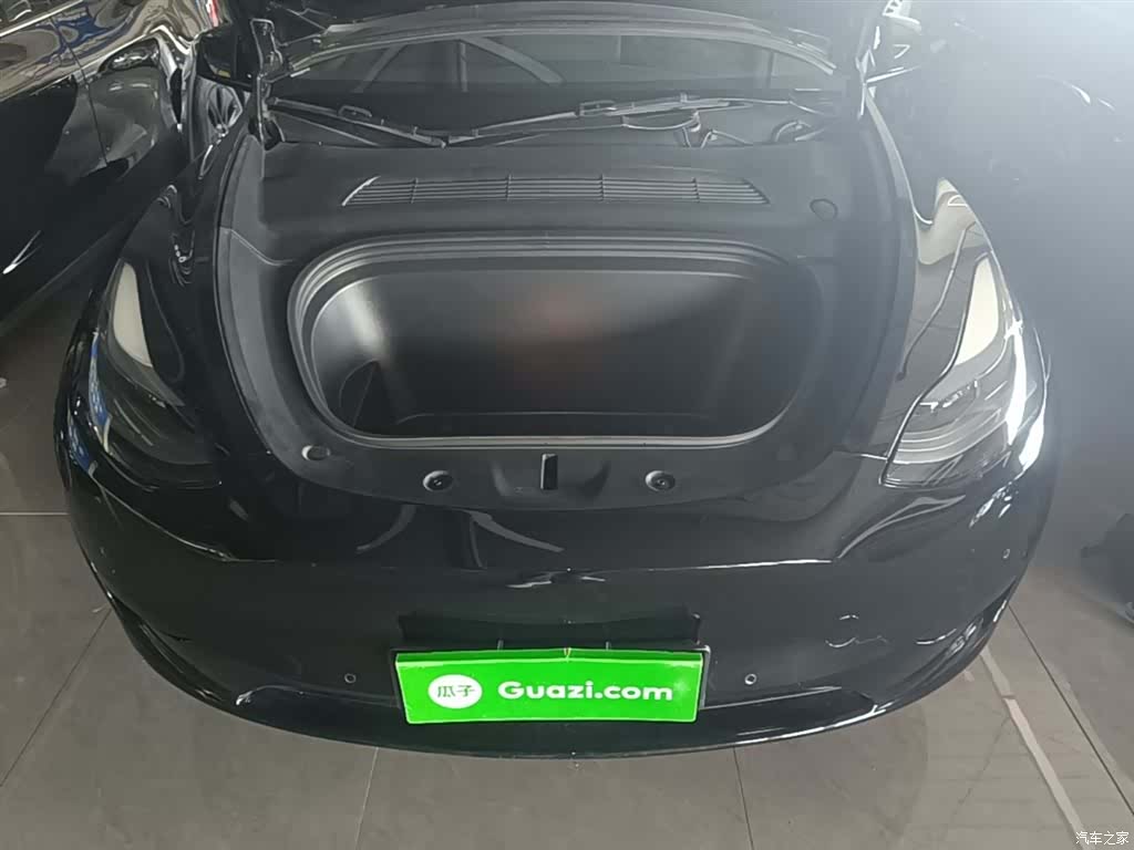 Tesla Model Y, 2023 20