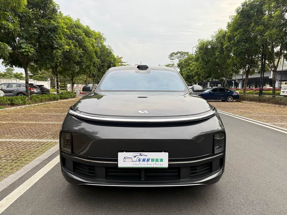 Li Auto Ideal L8