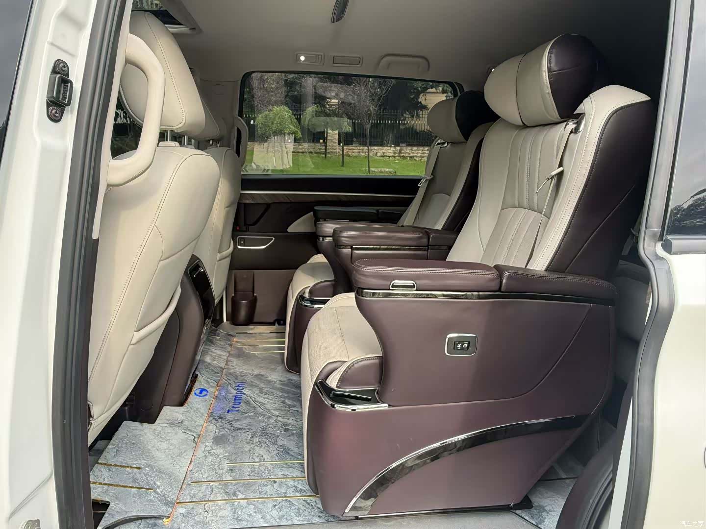 Trumpchi M8, 2023 6