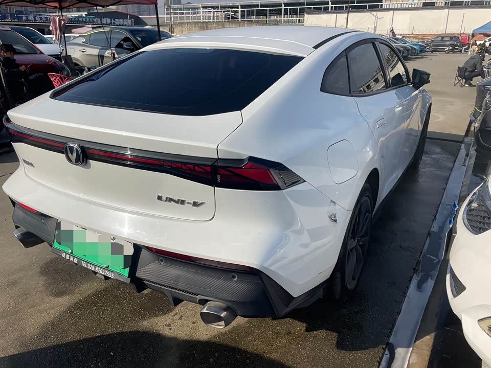 Changan UNI-V Smart iDD