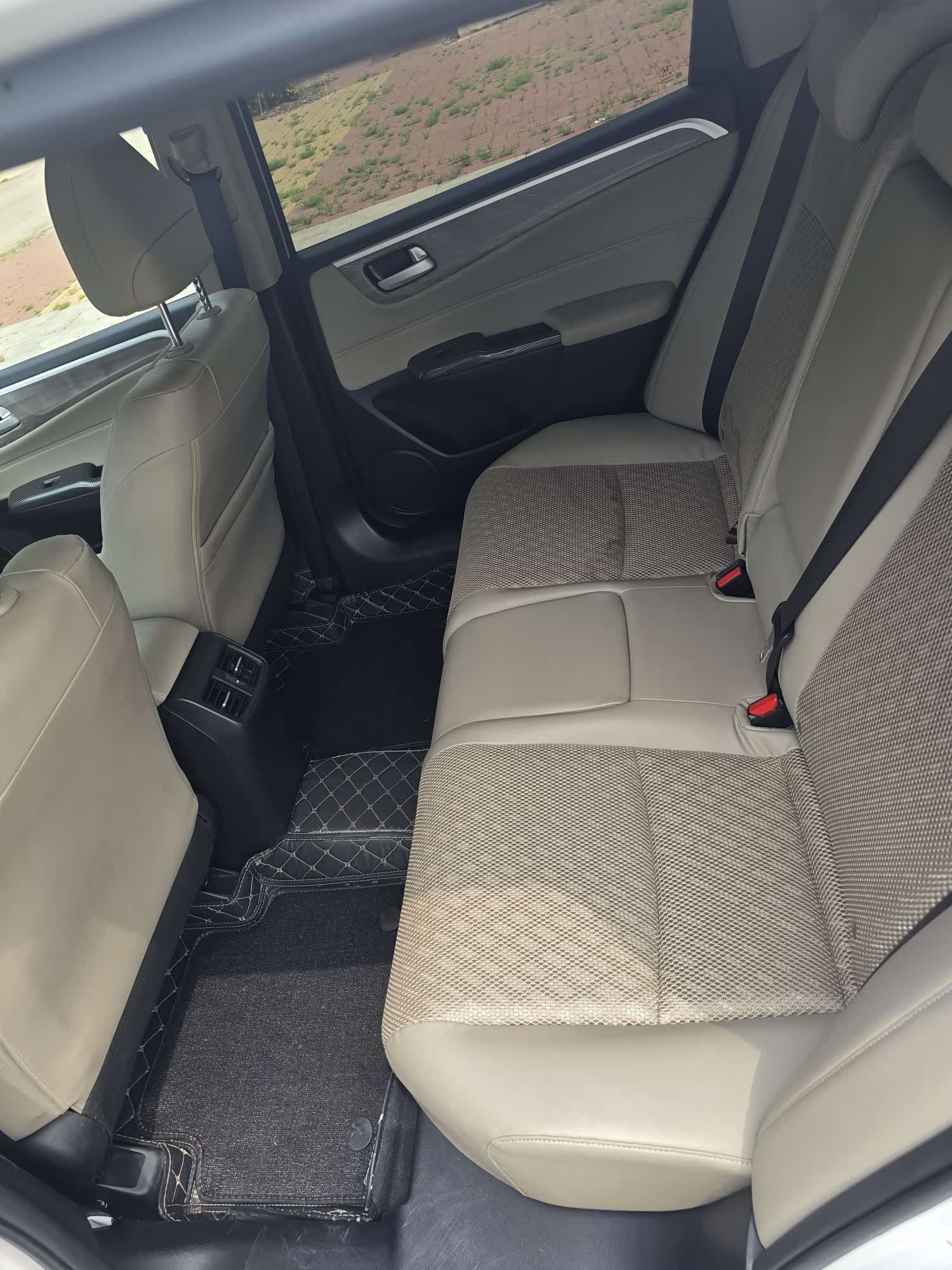 Honda Jade, 2017 15