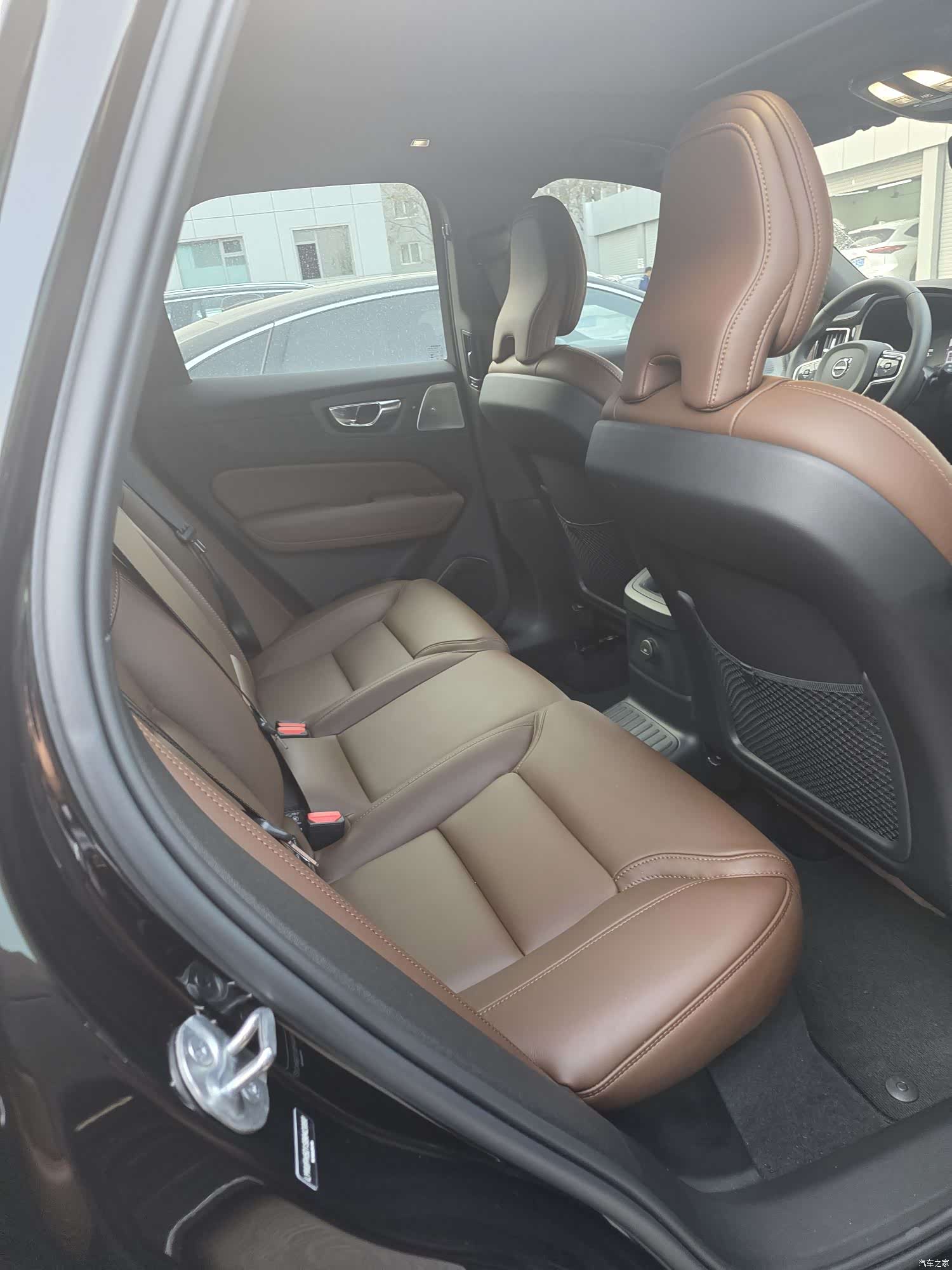 Volvo XC60, 2024 9
