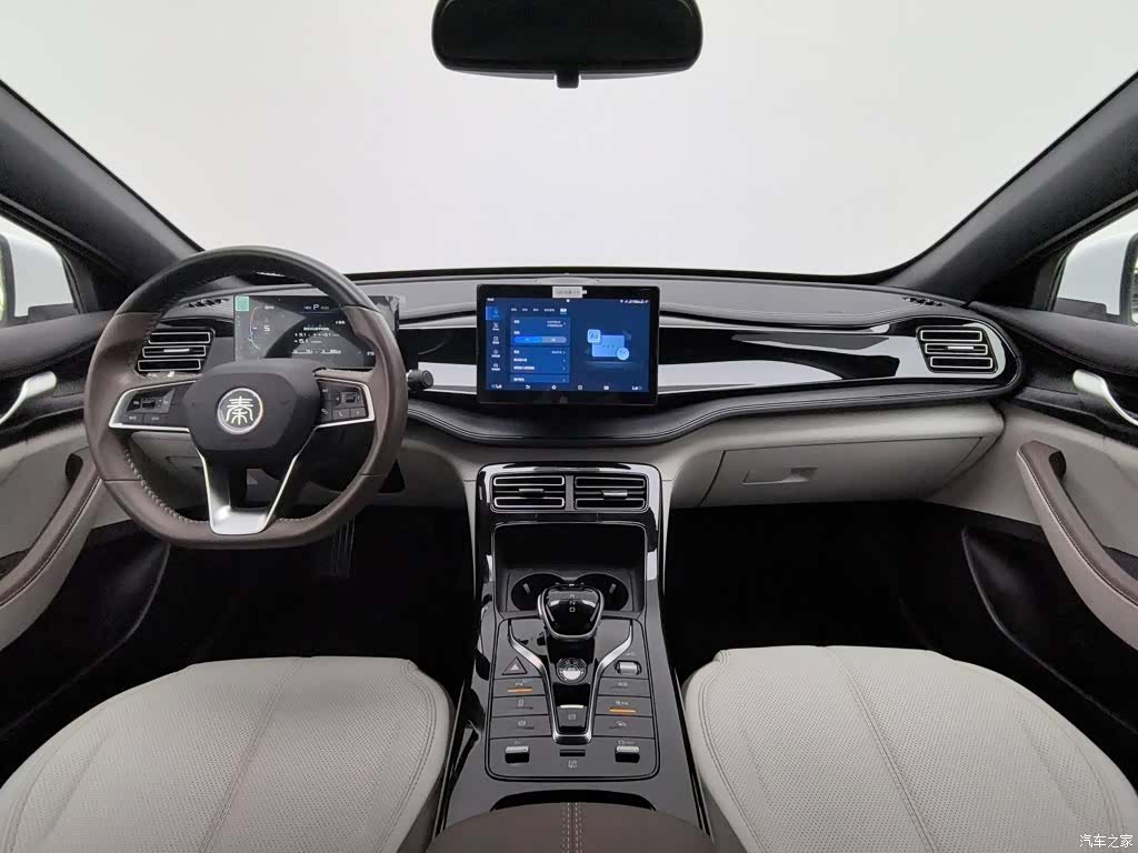 BYD Qin, 2023 все фото