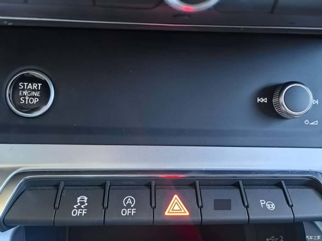 Audi Q3, 2023 14