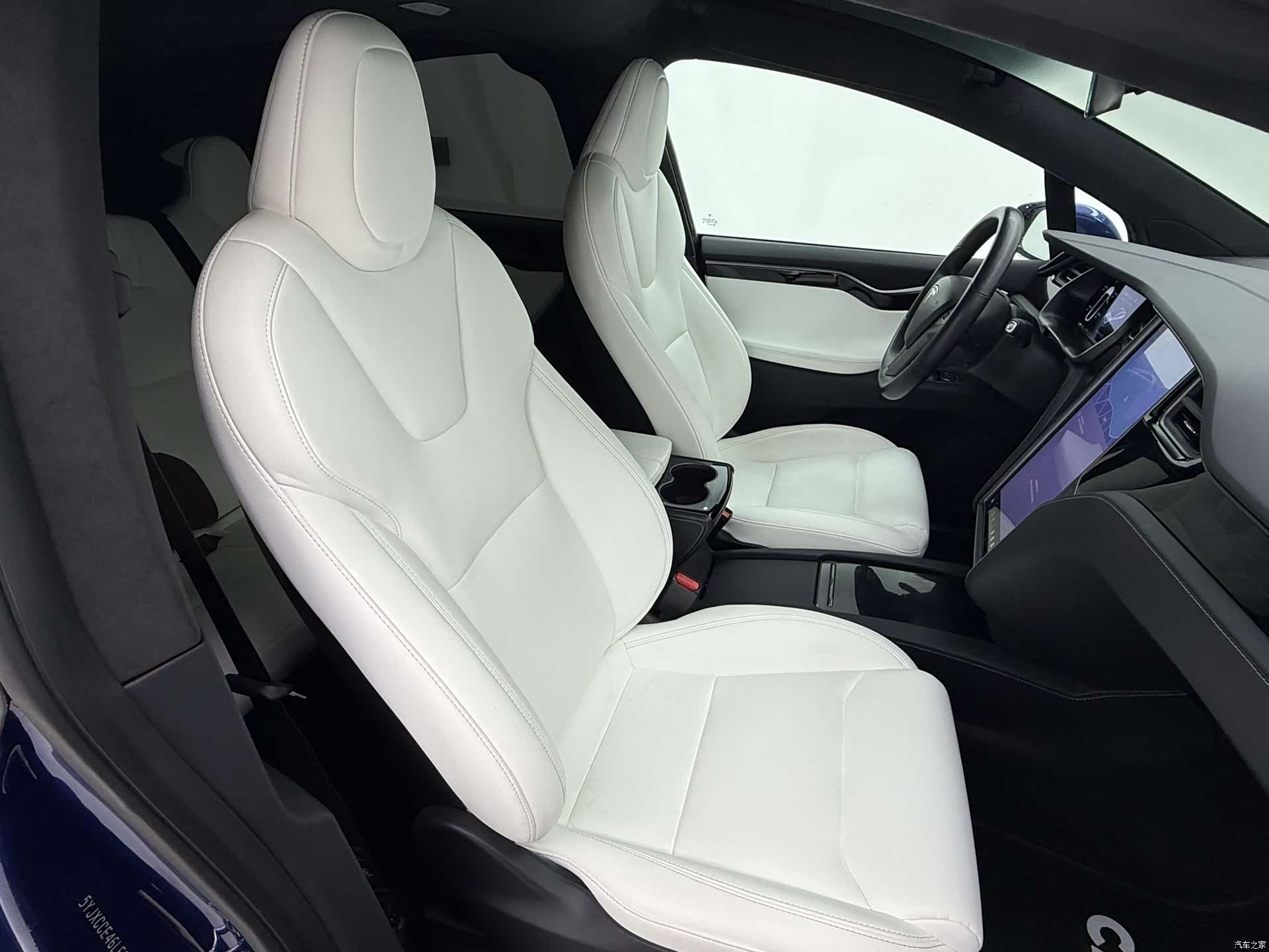 Tesla Model X, 2020 15
