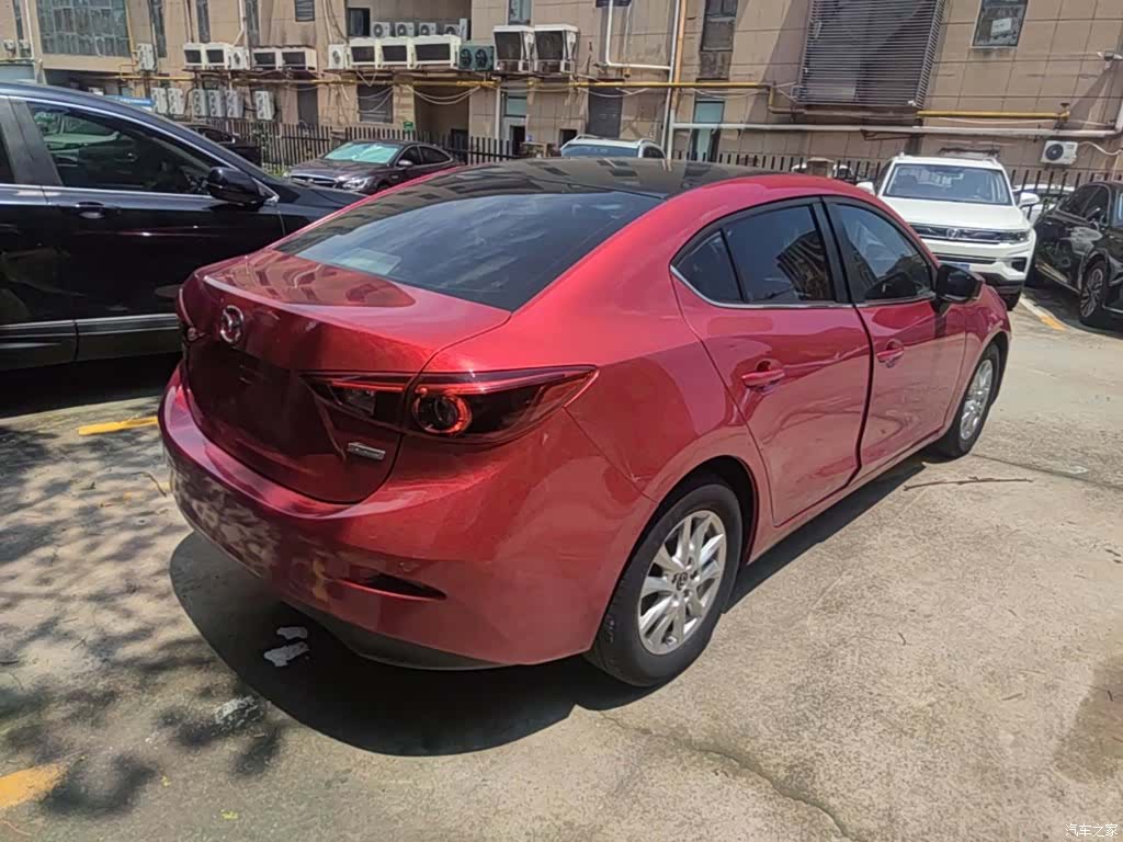 Mazda Mazda3, 2017 7