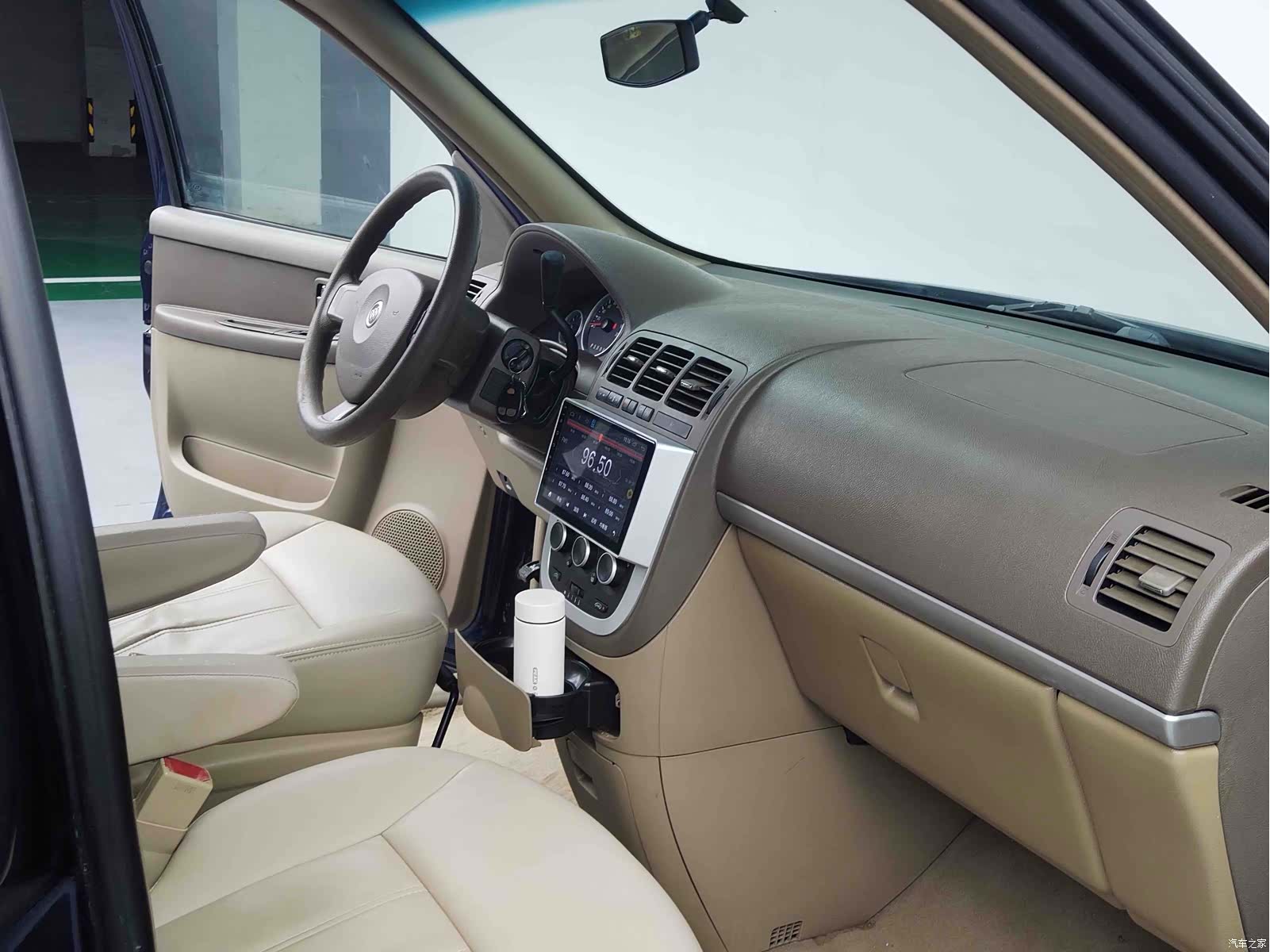 Buick GL8, 2017 8