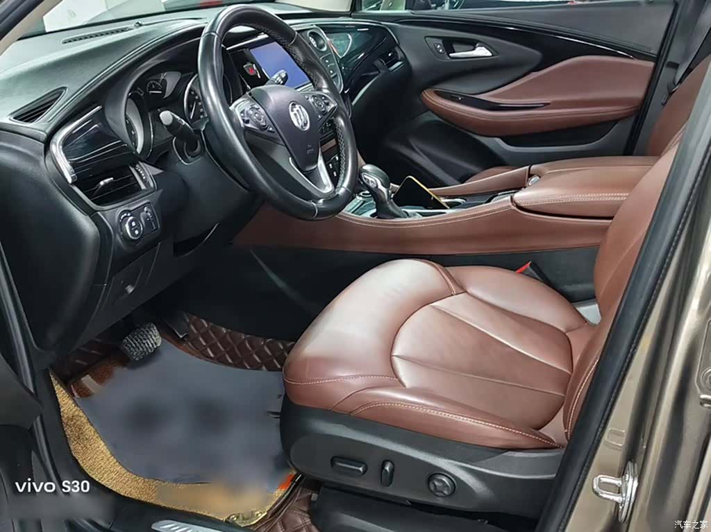 Buick Envision Plus, 2018 10