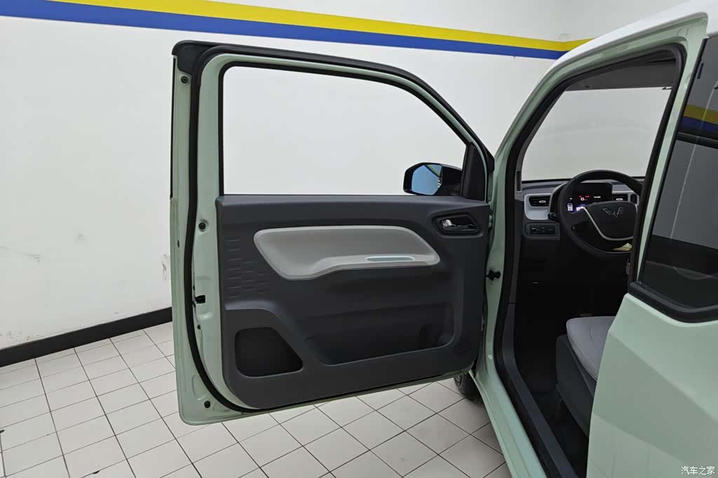 Wuling MINIEV, 2023 7