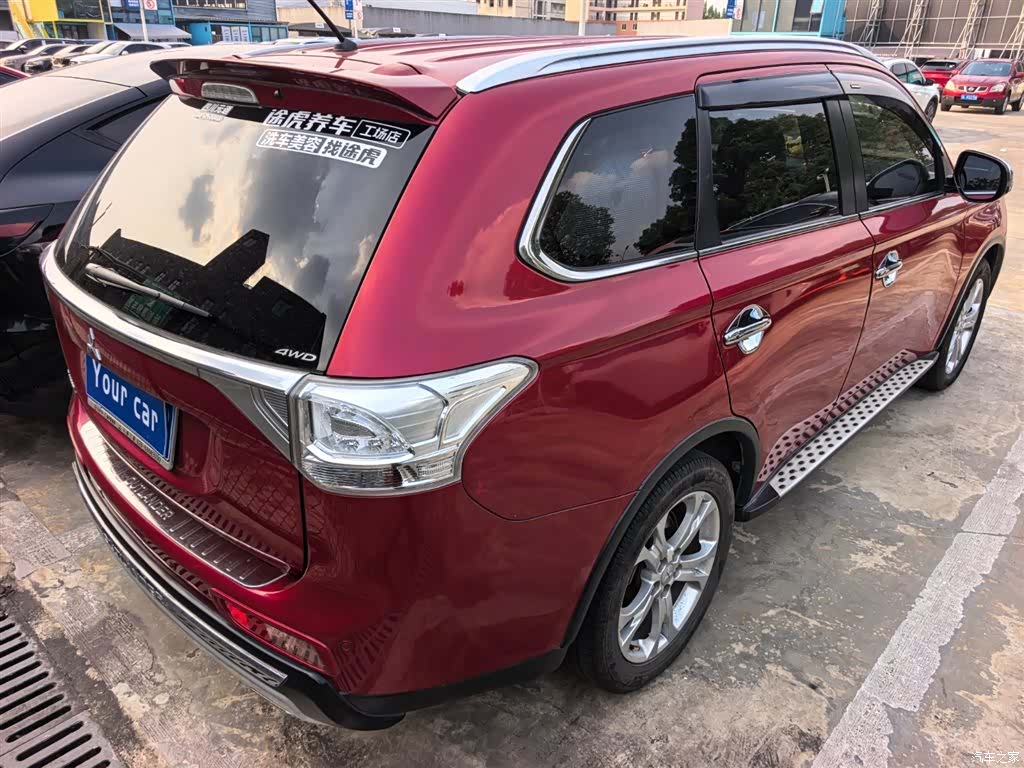 Mitsubishi Outlander, 2015 все фото