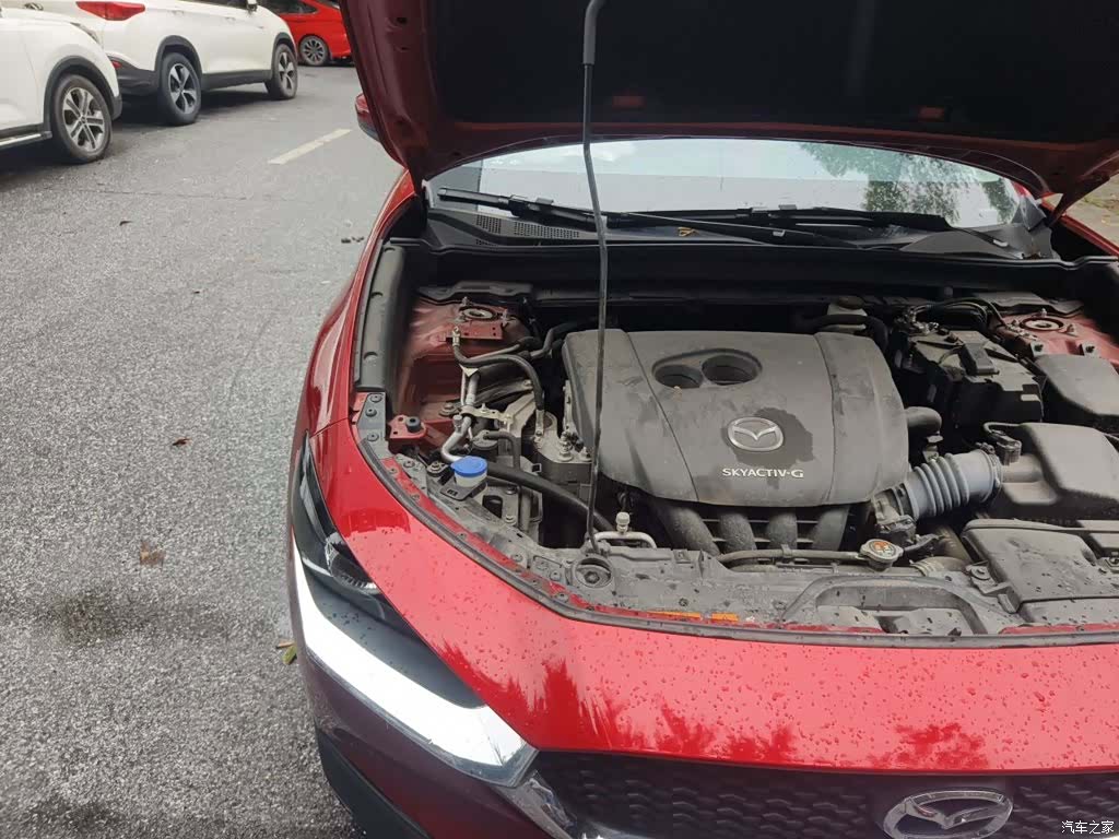 Mazda CX-30, 2022 23