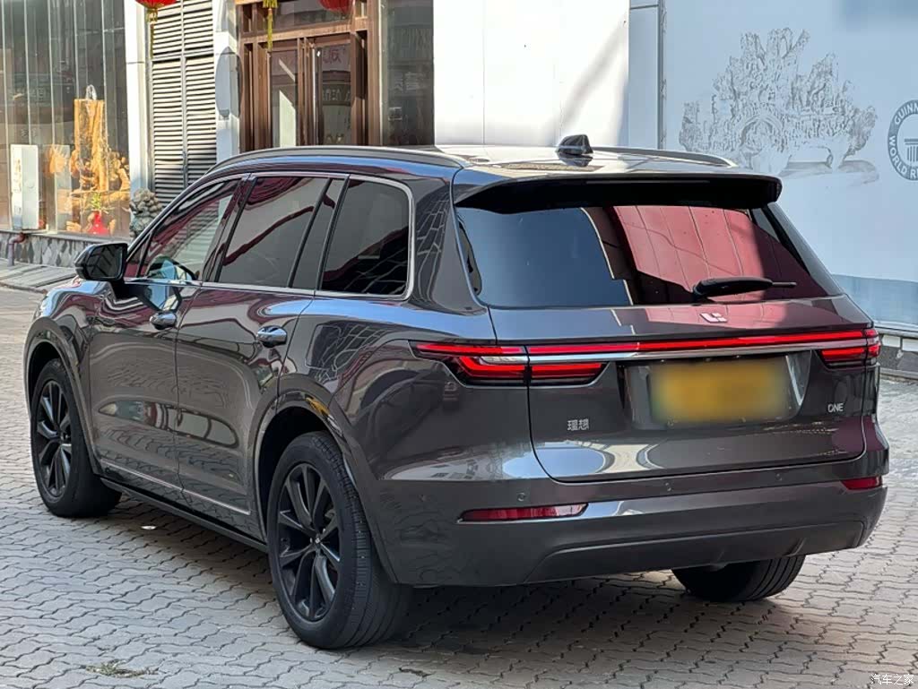 Li Auto ONE, 2022 6
