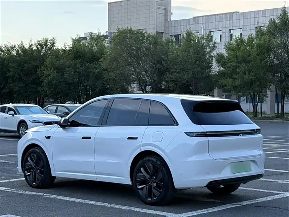 Li Auto Ideal L6