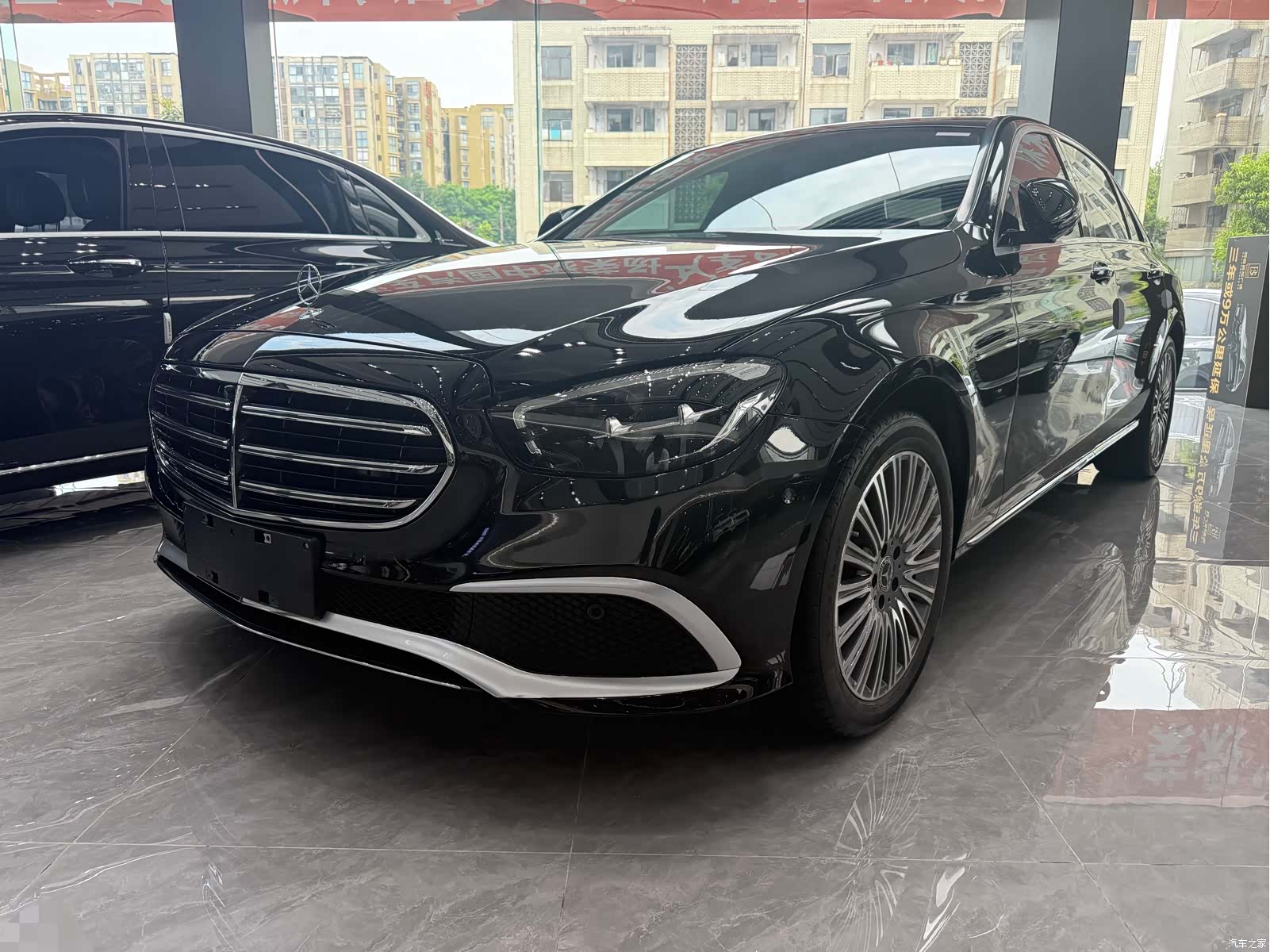 Mercedes-Benz E-Class, 2022 1