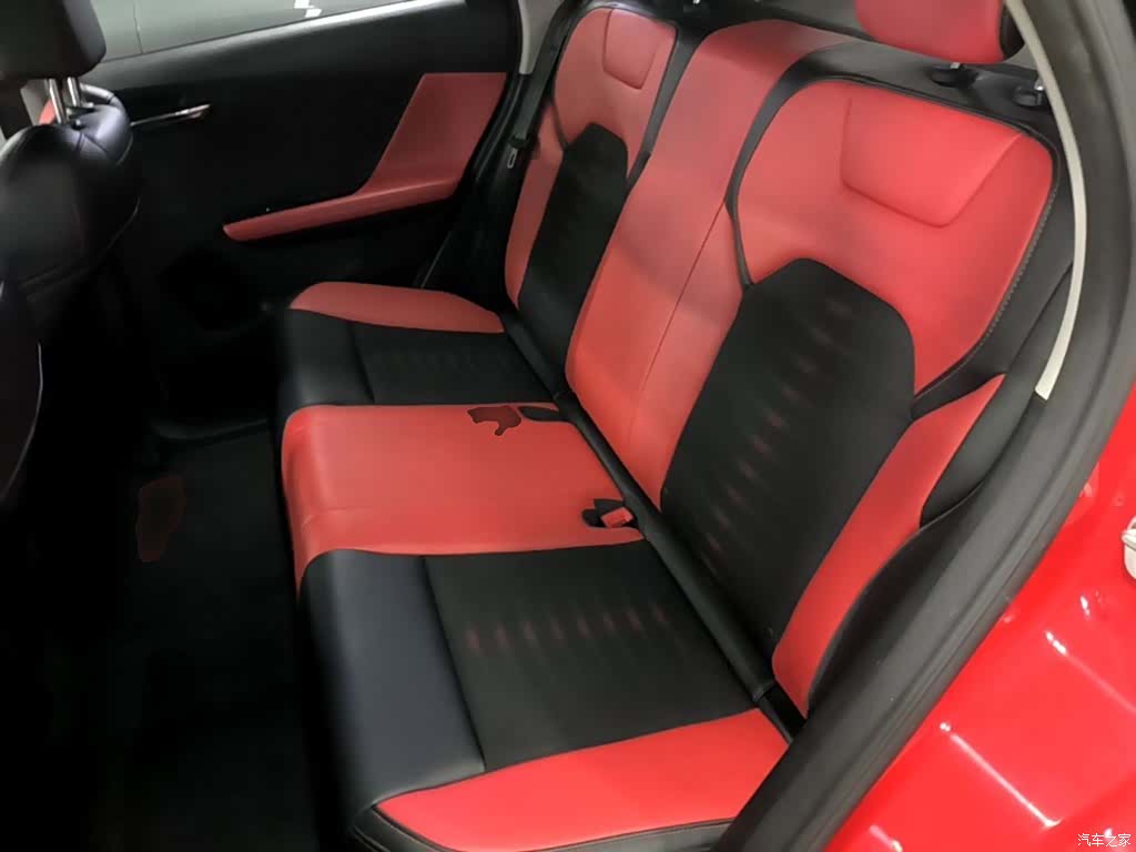 BYD E2, 2020 17