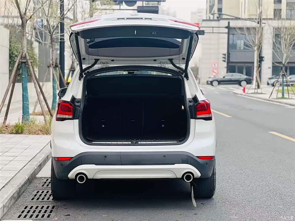 BMW X1, 2023 6