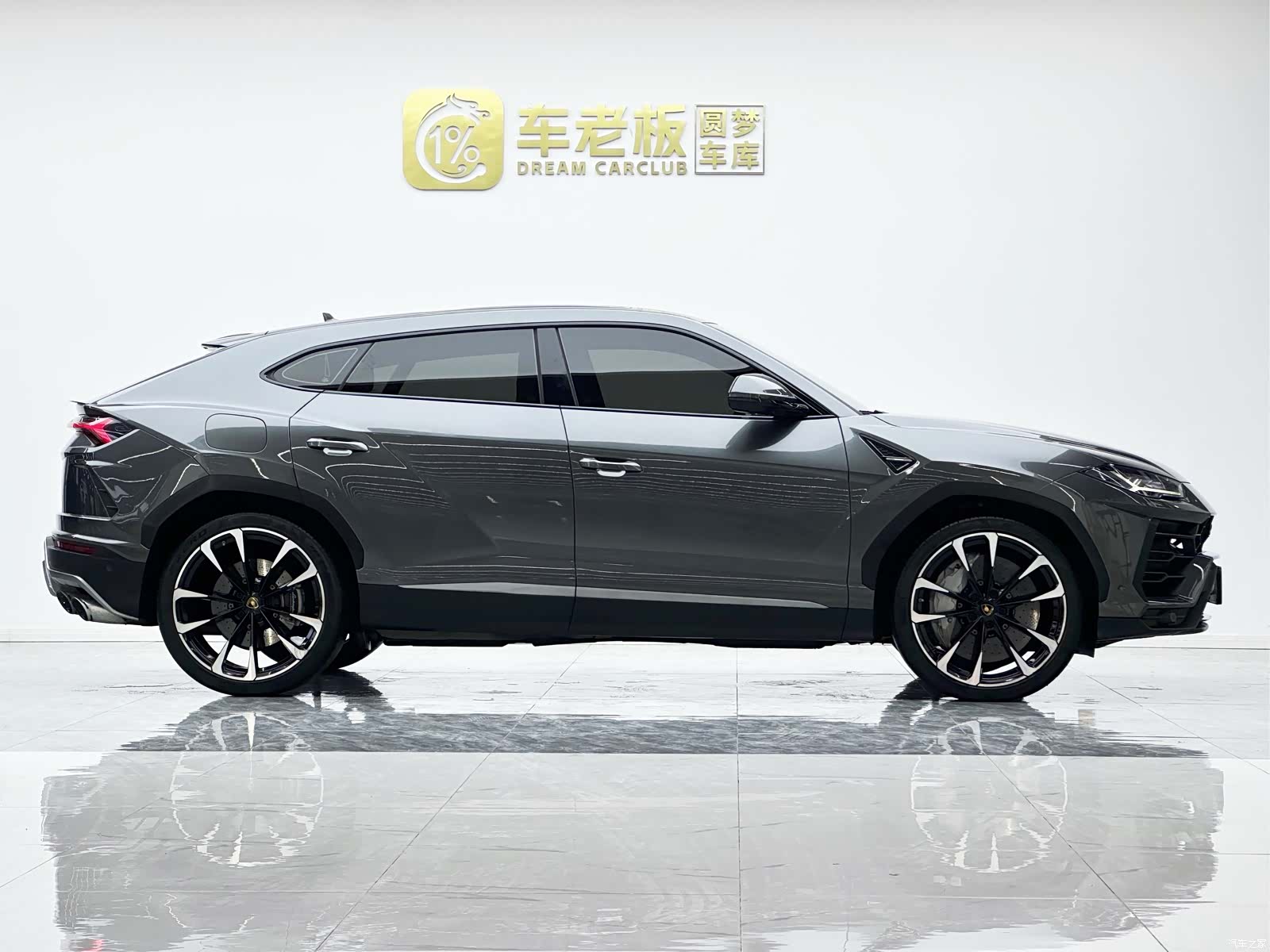 Lamborghini Urus, 2019 7