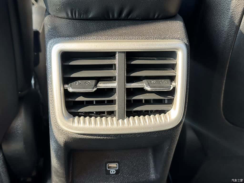 Kia K5, 2020 24