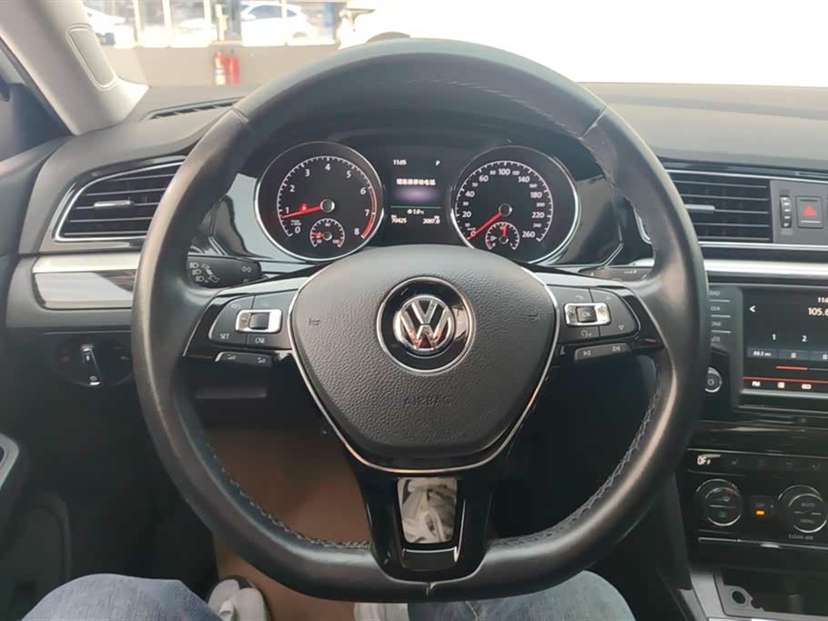 Volkswagen Lingdu