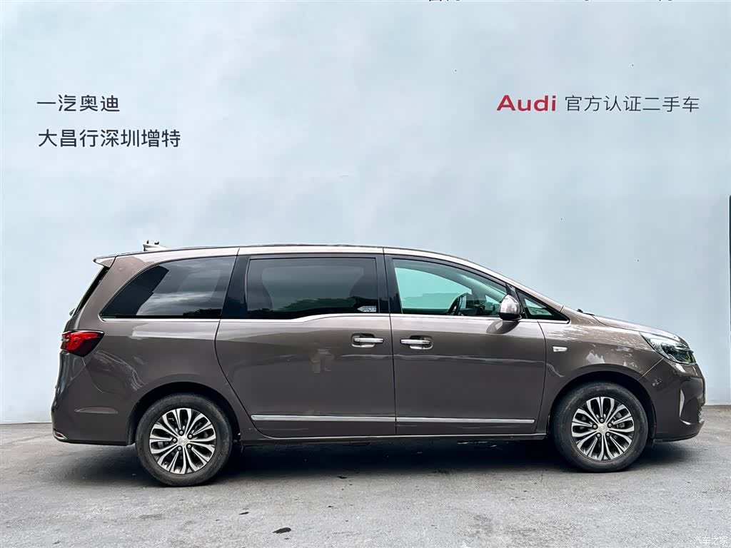 Buick GL8, 2021 3