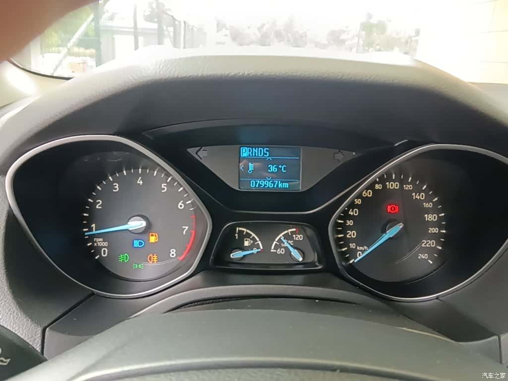 Ford Focus, 2017 12