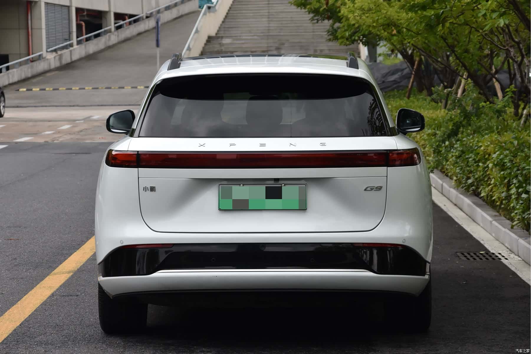 Xpeng G9, 2023 все фото
