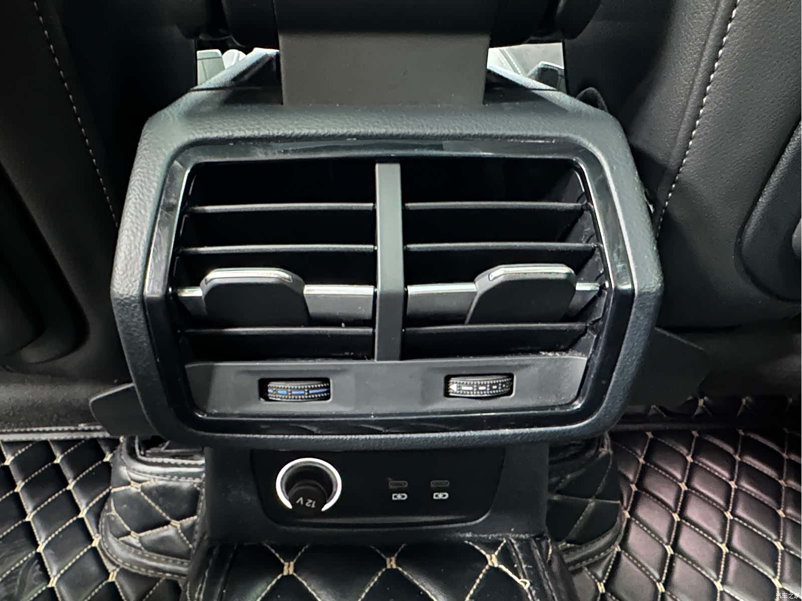 Audi Q3, 2022 19