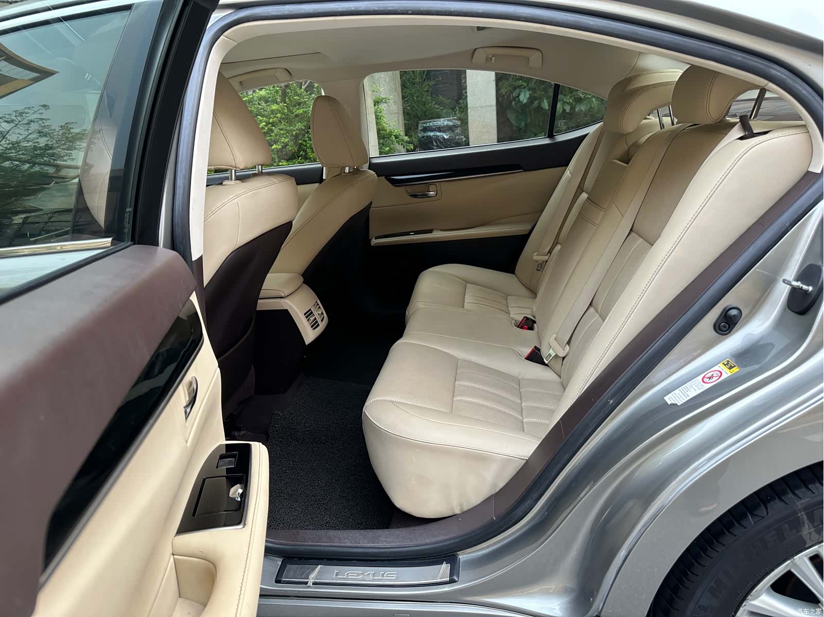 Lexus ES, 2016 18
