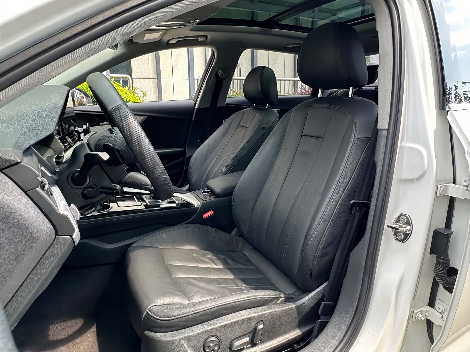 Audi A4L, 2017 7