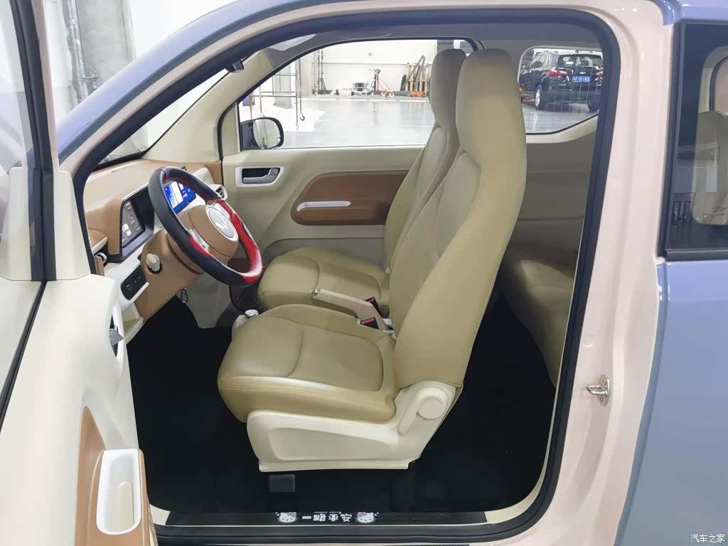 Wuling MINIEV, 2025 10