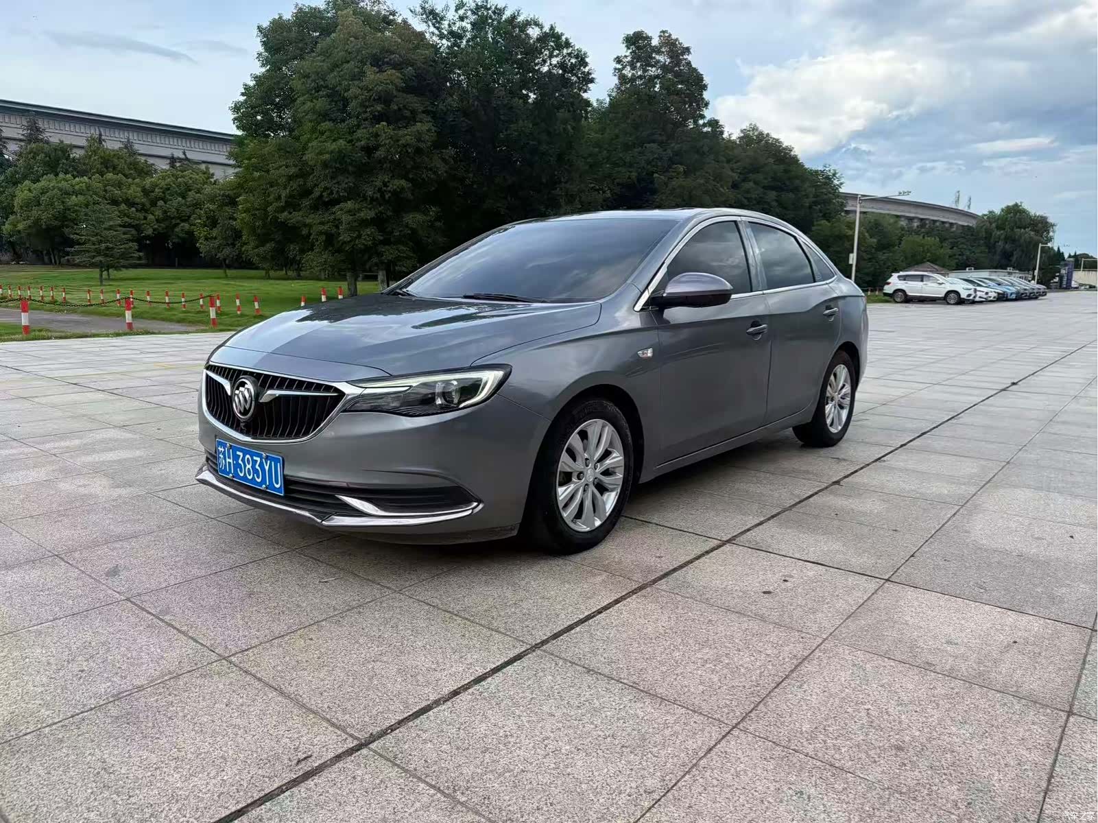 Buick V, 2017 1