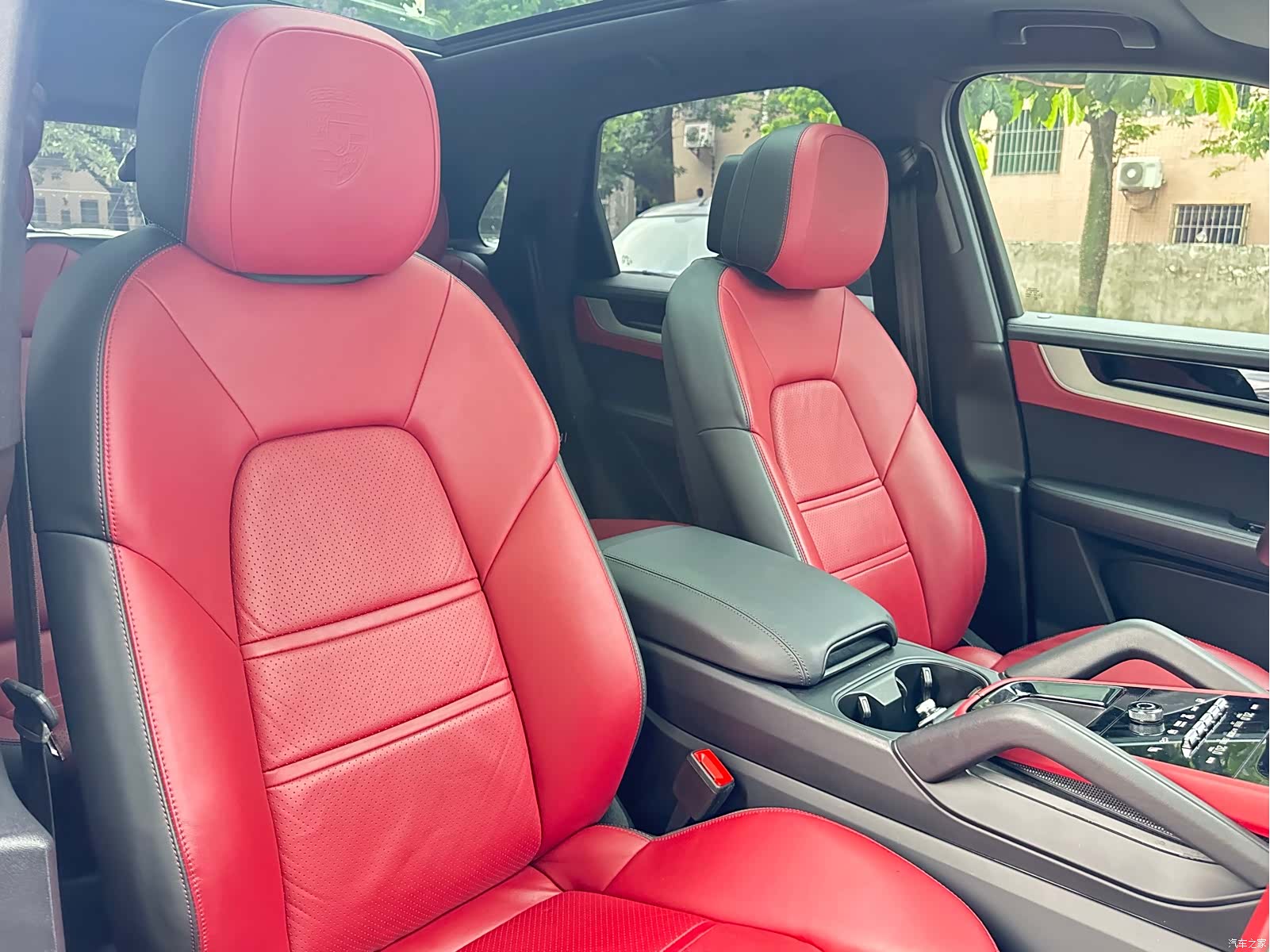 Porsche Cayenne, 2024 13