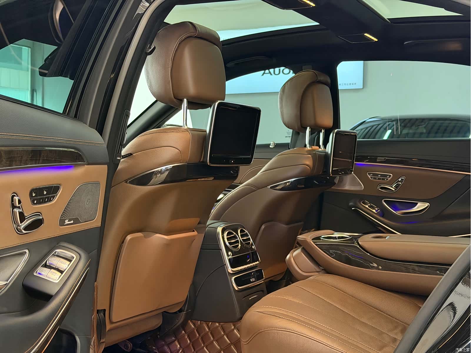 Mercedes-Benz S-Class, 2015 7