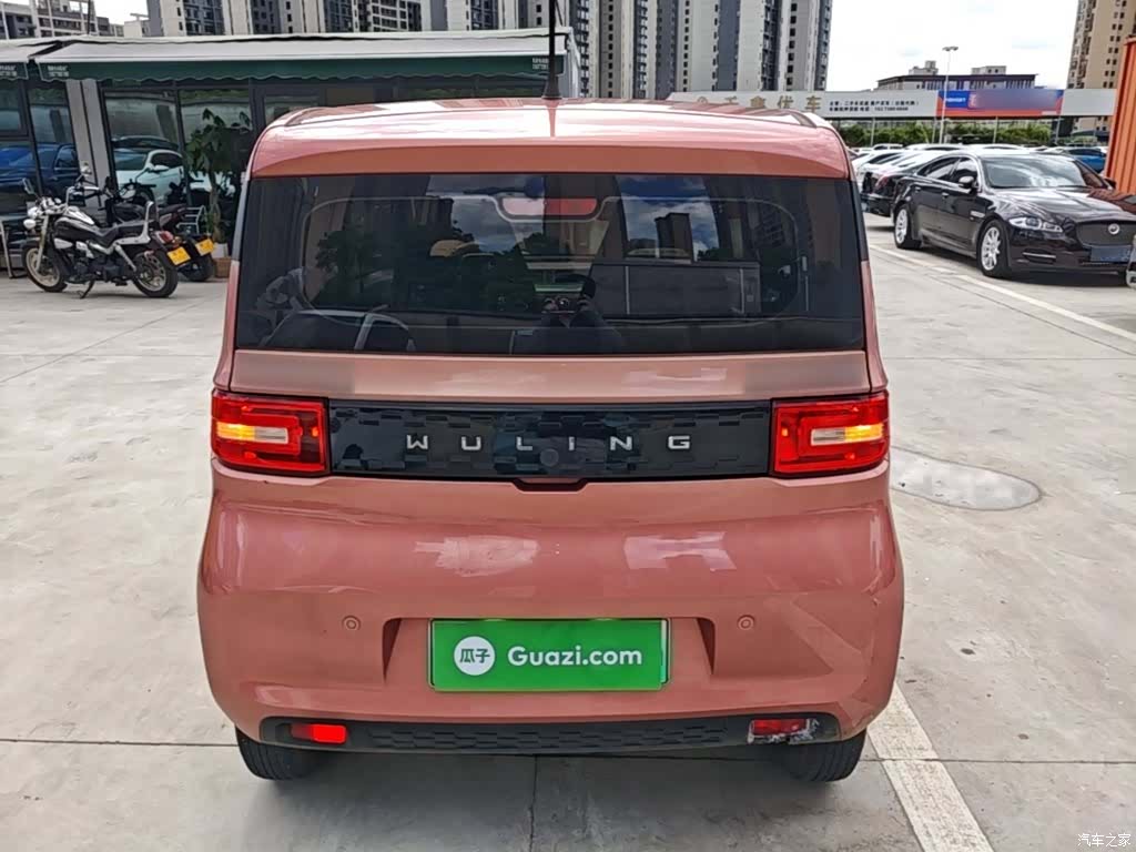 Wuling MINIEV, 2020 6